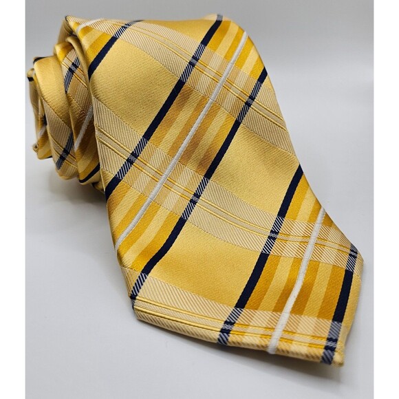 DONALD J. TRUMP SIGNATURE COLLECTION YELLOW 100% SILK TIE - Picture 1 of 7